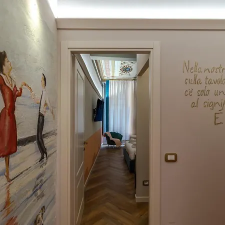 Apartmán La Dama Elegante, Affrescato E Roof Vista